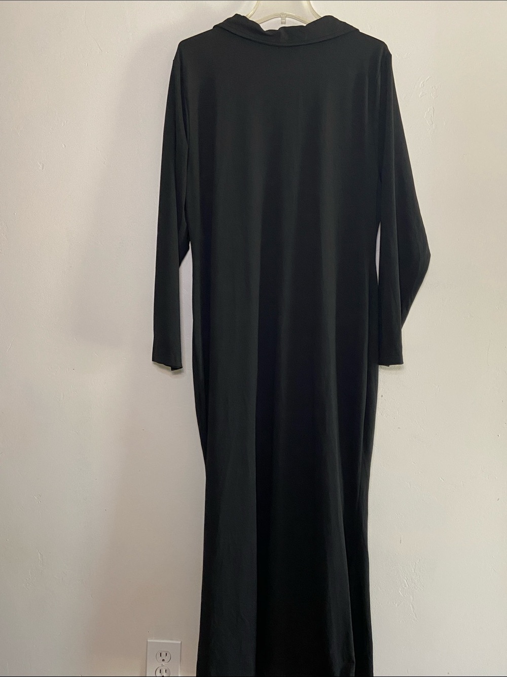 Black Ruched Front Long Sleeve Maxi Dress